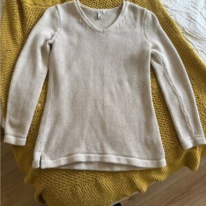 L.L. Bean 100% cotton cream V-Neck Sweater